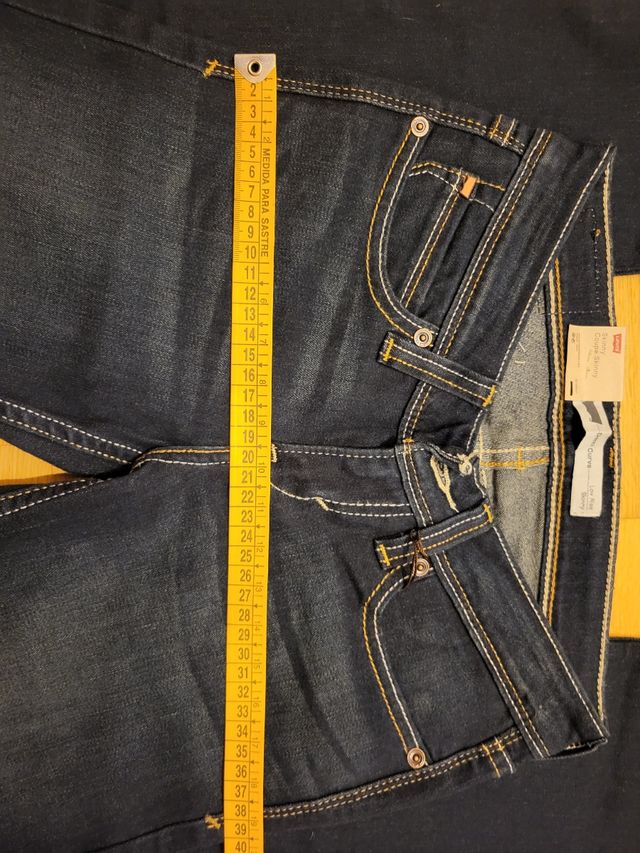 Pantalón Levi's mujer