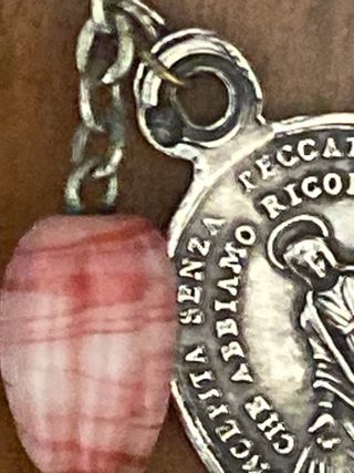 set di due antichi rosari in vetro di Murano