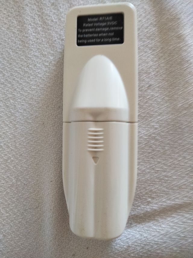 Mando aire acondicionado Daitsu