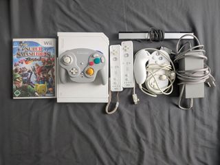 Nintendo Wii + Super Smash Bros Brawl