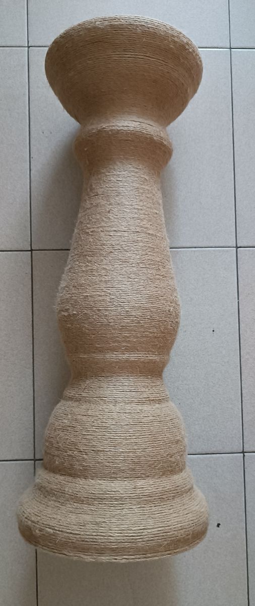 Macetero de yute y cerámica