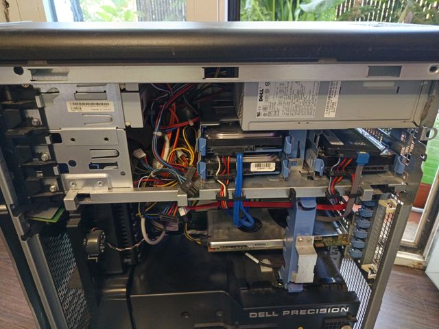 Servidor DELL PRECISION T7400