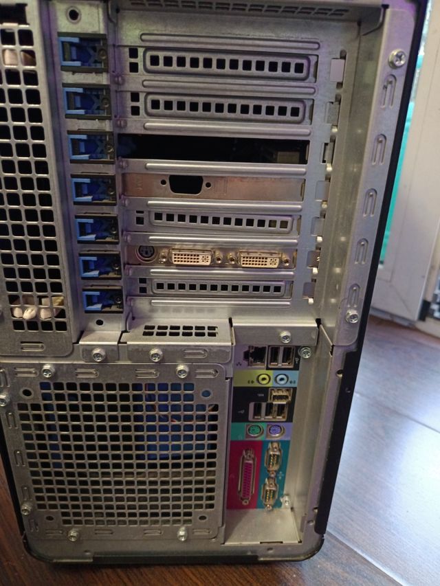 Servidor DELL PRECISION T7400