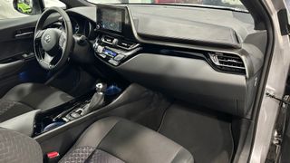 Toyota C-hr hybride 180 H Business 184 cv