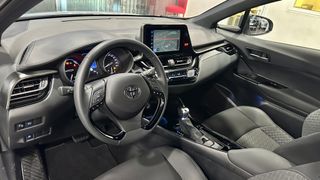 Toyota C-hr hybride 180 H Business 184 cv