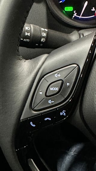 Toyota C-hr hybride 180 H Business 184 cv