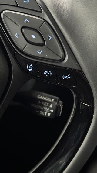 Toyota C-hr hybride 180 H Business 184 cv