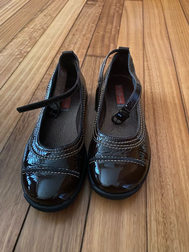 Zapatos mujer marrón -charol