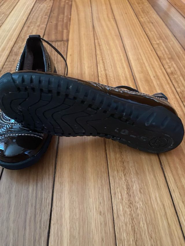 Zapatos mujer marrón -charol