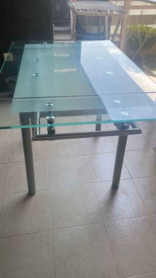 Mesa cristal extensible