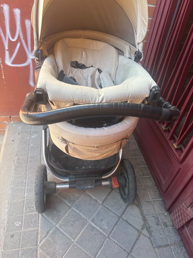 Carro bebé ligero stokke
