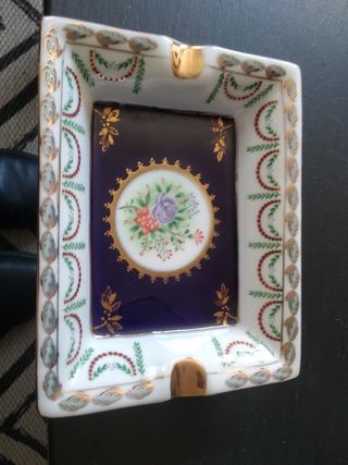 Cenicero porcelana estilo Limoges