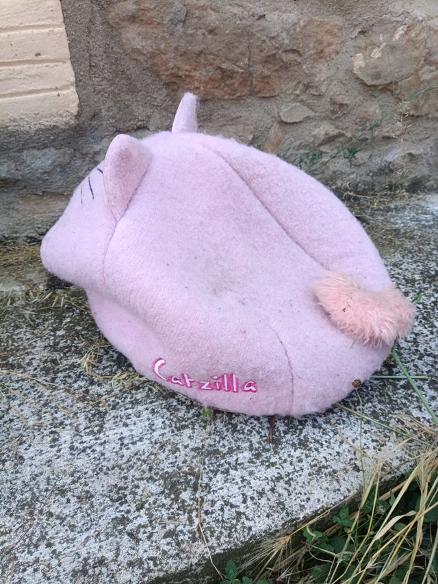 Casa / cama rosa para gato