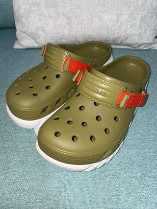 Crocs. Pedidas por error y caducó el ticket.