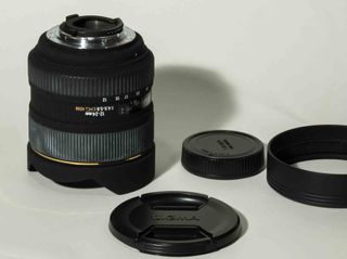 Objetivo SIGMA 12-24mm 1:4.5-5.6 DG HSM