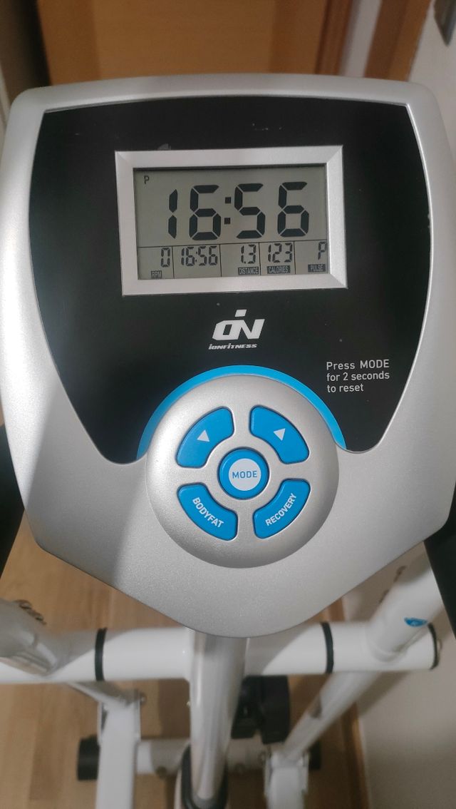 Bicicleta elíptica Ion Fitness