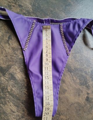 Bikini tanga morado nuevo