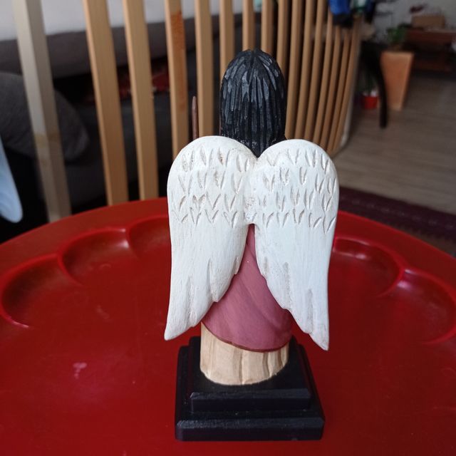 Talla de madera de Domingo Orta Jr