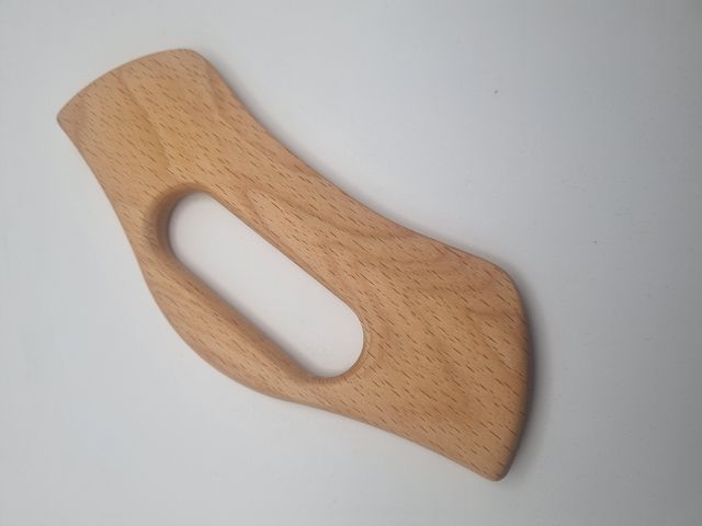 Masajeador Madera: Herramienta Corporal con funda