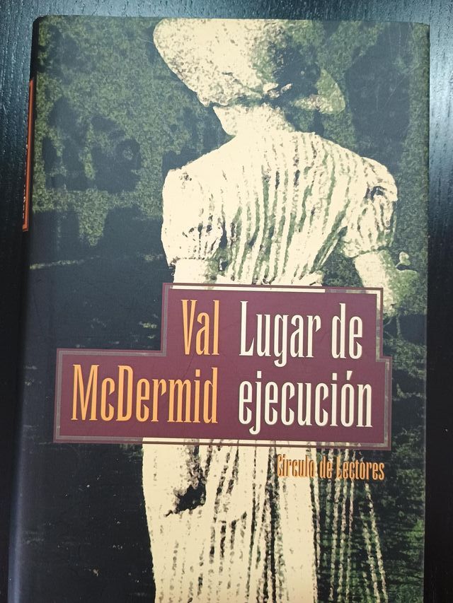 Lugar de ejecución - Val MacDermid