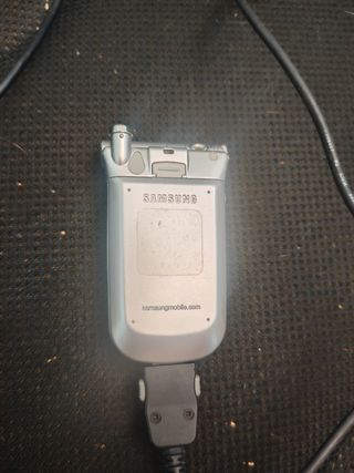 Samsung v200 plateado