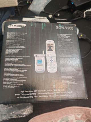 Samsung v200 plateado
