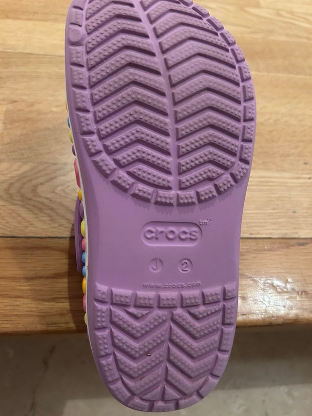 Crocs infantiles 33-34, morados