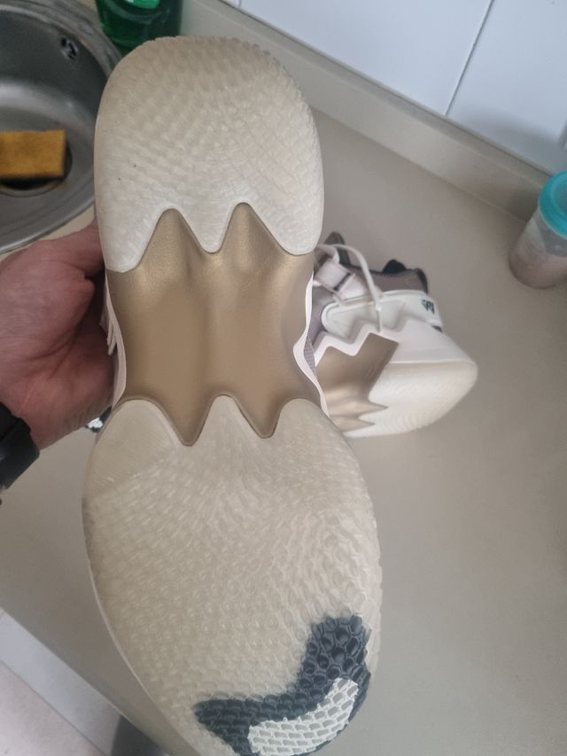 Zapatillas Jordan Air Zoom - Beige/Blanco