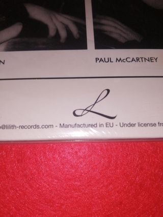 Vinilo Beatles - Hamburg 1961 contiene CD.