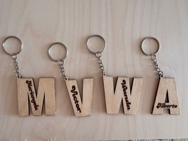 Portachiavi legno iniziali