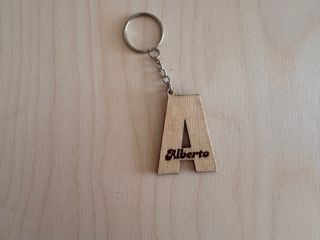 Portachiavi legno iniziali