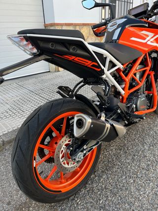 KTM Duke 390 - Moto Impecable