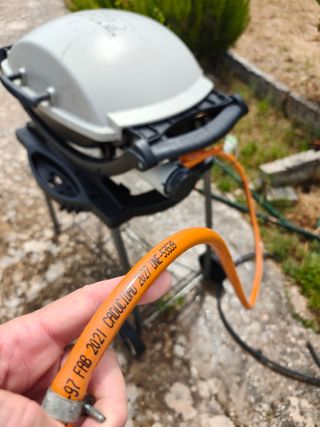 Barbacoa gas Weber Q2000- Negra y Gris