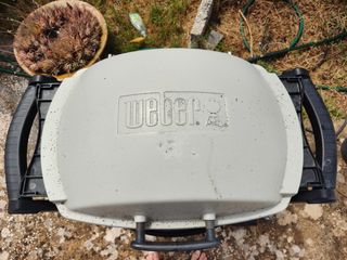 Barbacoa gas Weber Q2000- Negra y Gris