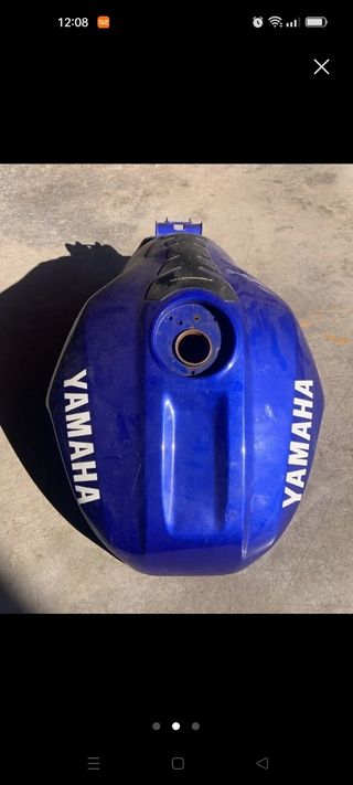 Depósito Combustible Yamaha R1.