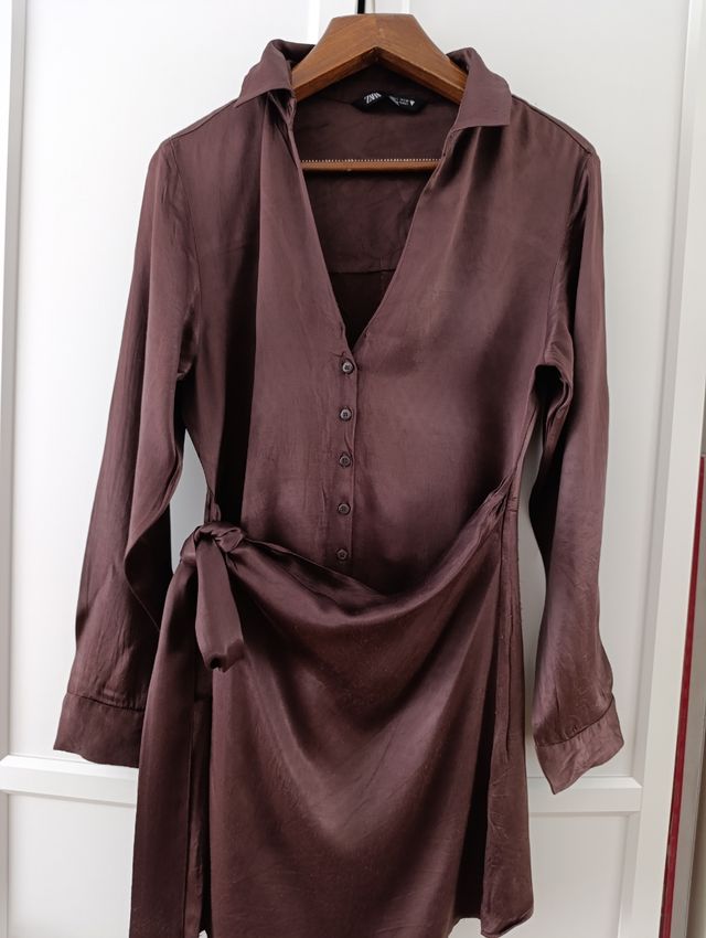 Vestido Zara marrón corto