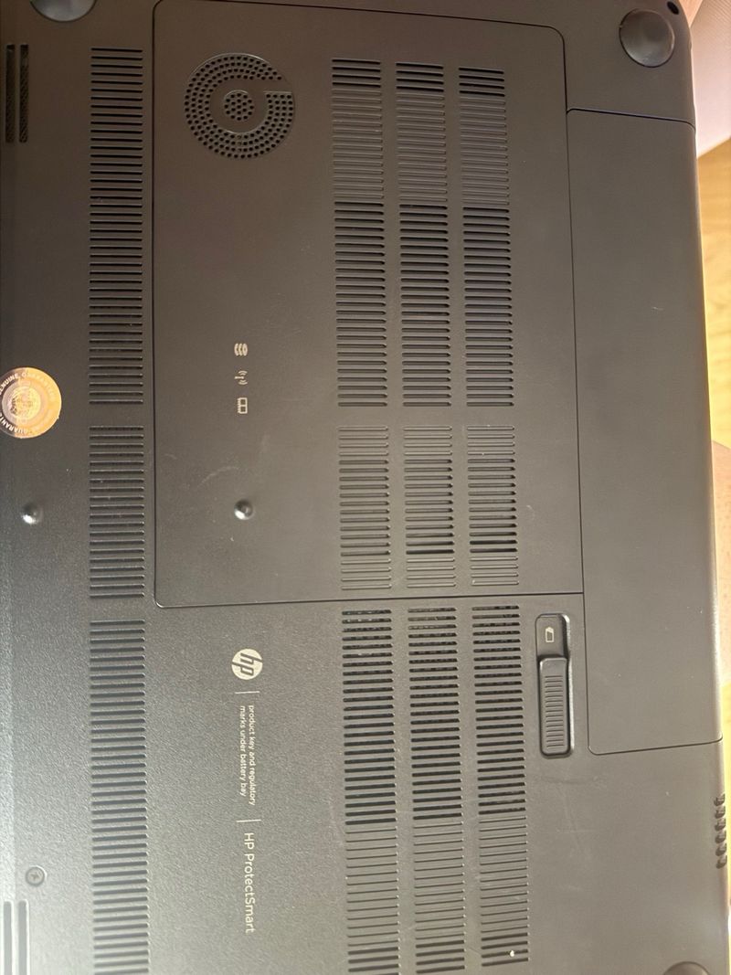Portátil HP i7 8GB RAM - 256GB SSD afbeelding 4