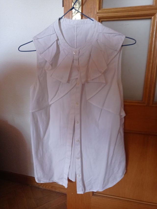 Blusa blanca sin mangas