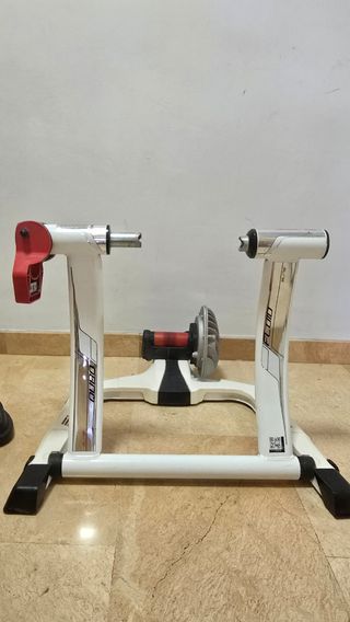 Rodillo Elite Qubo Fluid - Bicicleta