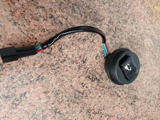 Relé y botón powertrim Yamaha
