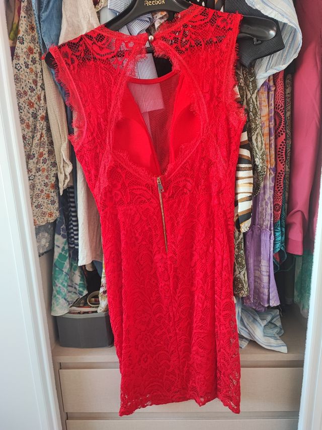 Vestido rojo encaje talla S Espectacular para esta