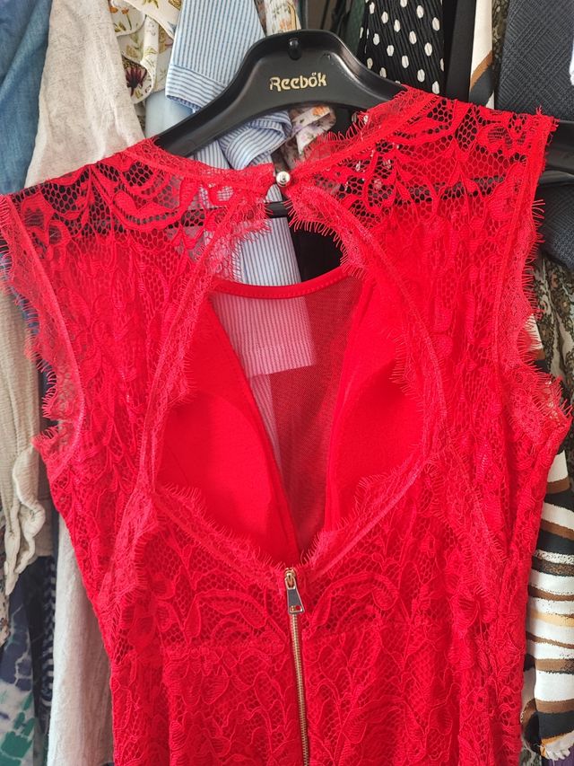 Vestido rojo encaje talla S Espectacular para esta