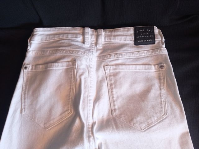 Vaqueros Mango blancos mujer T-S