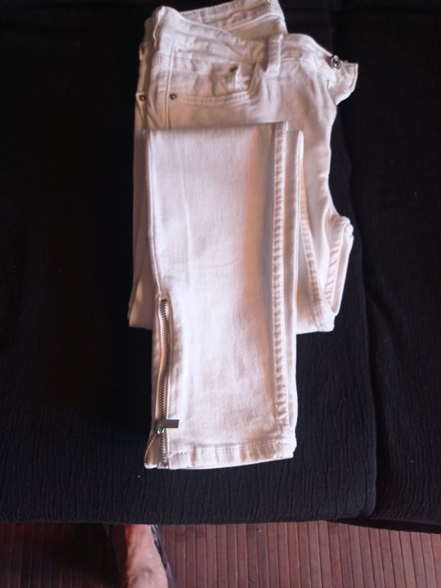 Vaqueros Mango blancos mujer T-S