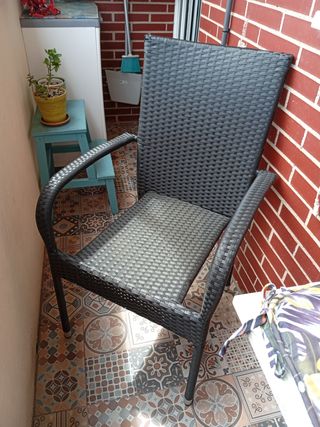 Sillas ratán terraza - 2 unid(60€)