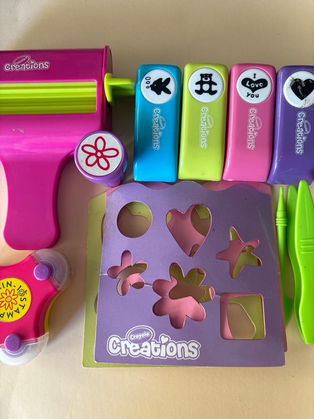 12 accesorios Crayola Creations: Set Manualidades
