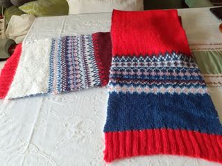 Bufandas tejidas a mano - Rojo y Azul