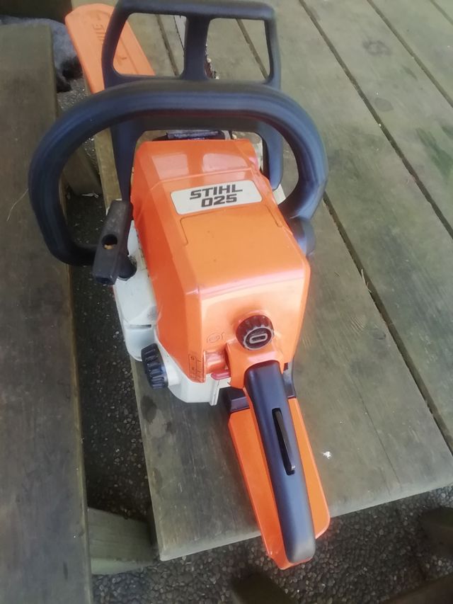 Motosierra Stihl 025