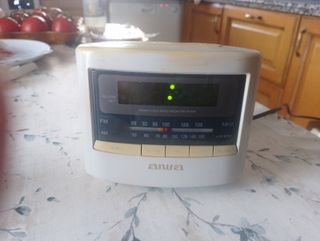 Radio despertador Aiwa | AM/FM