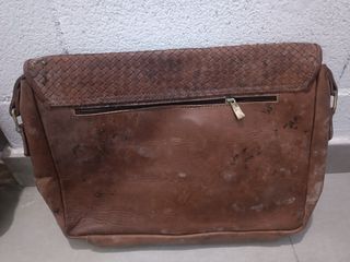 Maletín cuero marrón